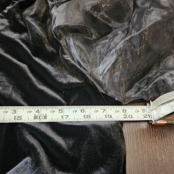 MAEVE By Anthropologie Puff-Sleeve Velvet Blouse Women's Size Medium M Black - Picture 9 of 10